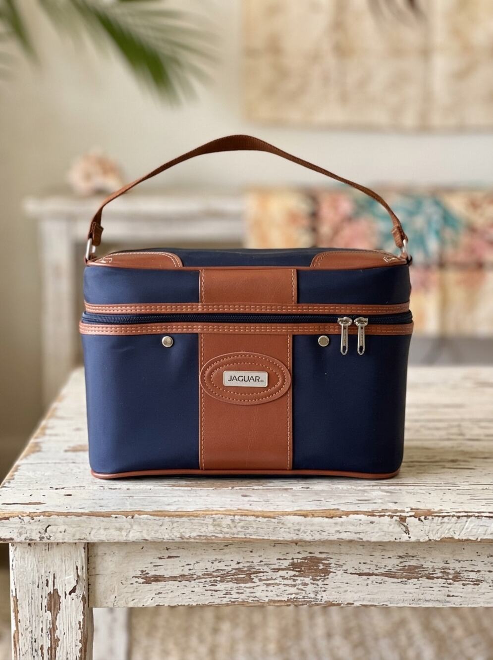 Vintage Jaguar Navy Blue Cosmetic Makeup Train Case Top Handle Travel Vanity Bag